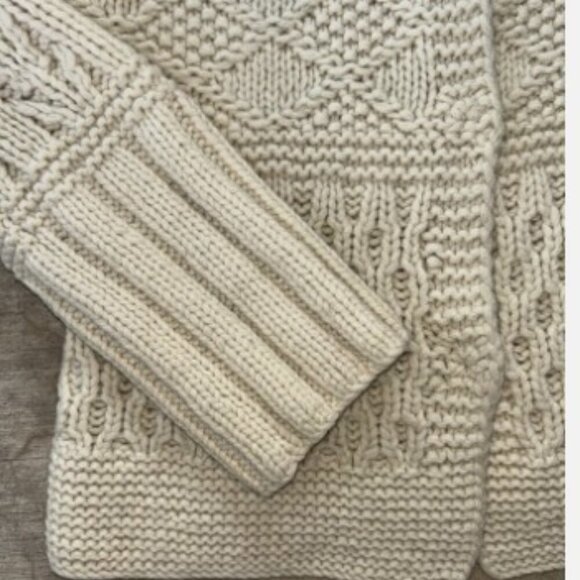 American Eagle Lambswool Cardigan Hooded Hand Knit Sweater Women's Size Large - Picture 6 of 14